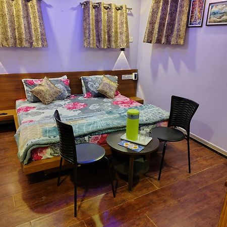 Shaleen Elegance Homestay Nakki Lake 400 Meters Mount Abu Eksteriør bilde