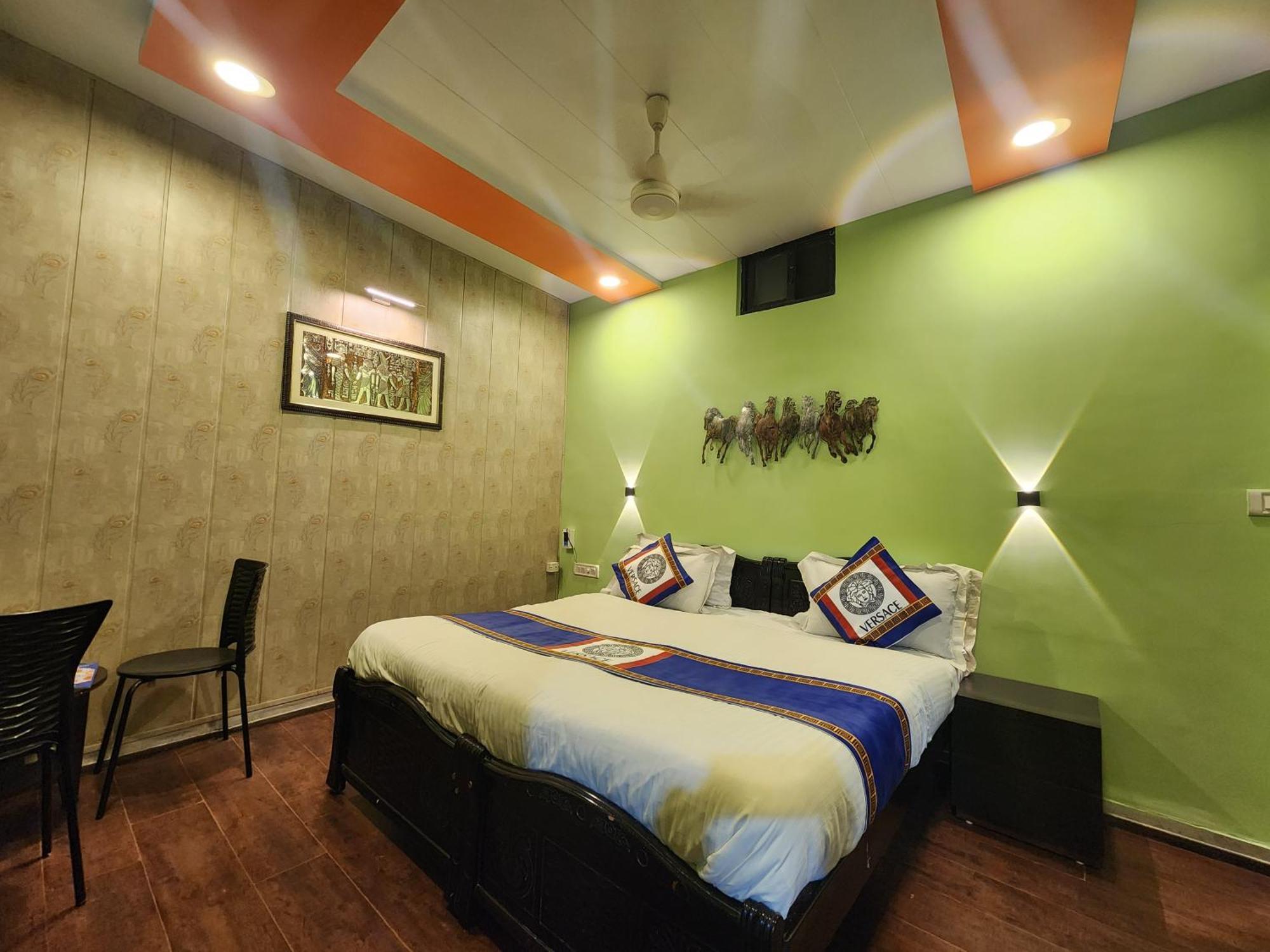 Shaleen Elegance Homestay Nakki Lake 400 Meters Mount Abu Eksteriør bilde