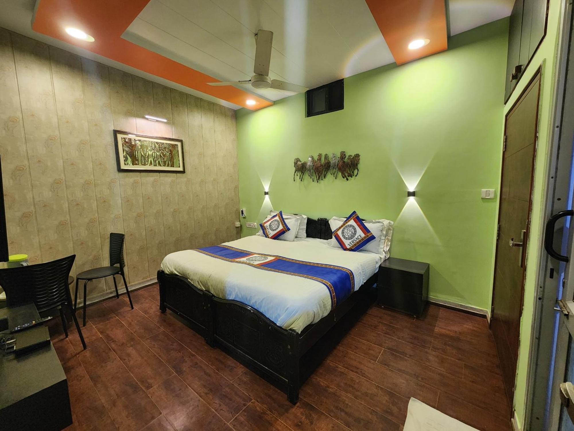 Shaleen Elegance Homestay Nakki Lake 400 Meters Mount Abu Eksteriør bilde