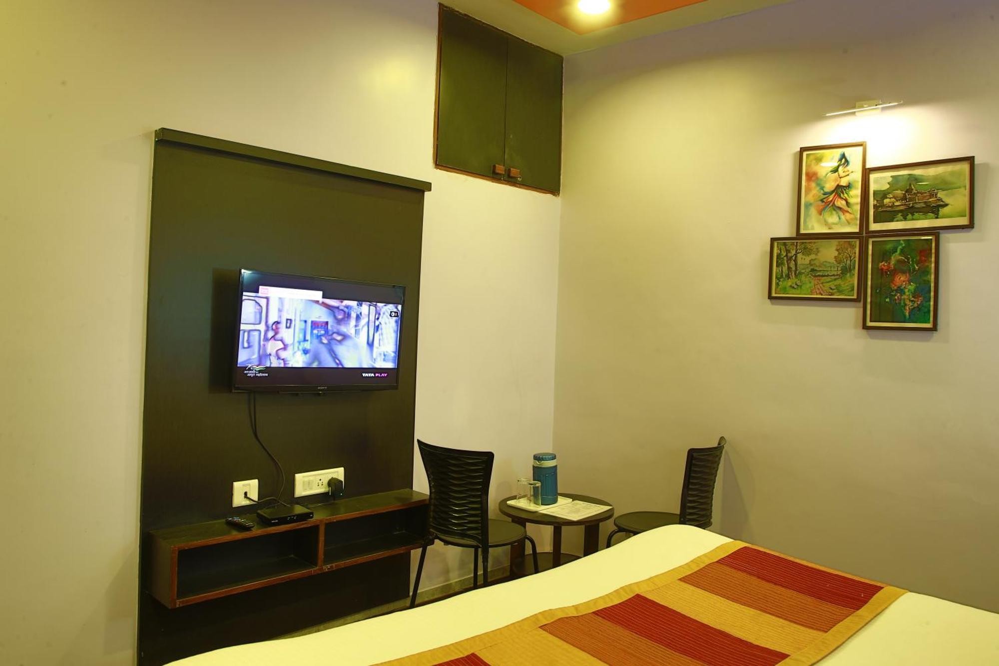 Shaleen Elegance Homestay Nakki Lake 400 Meters Mount Abu Eksteriør bilde